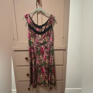 100% silk vintage midi dress- size small